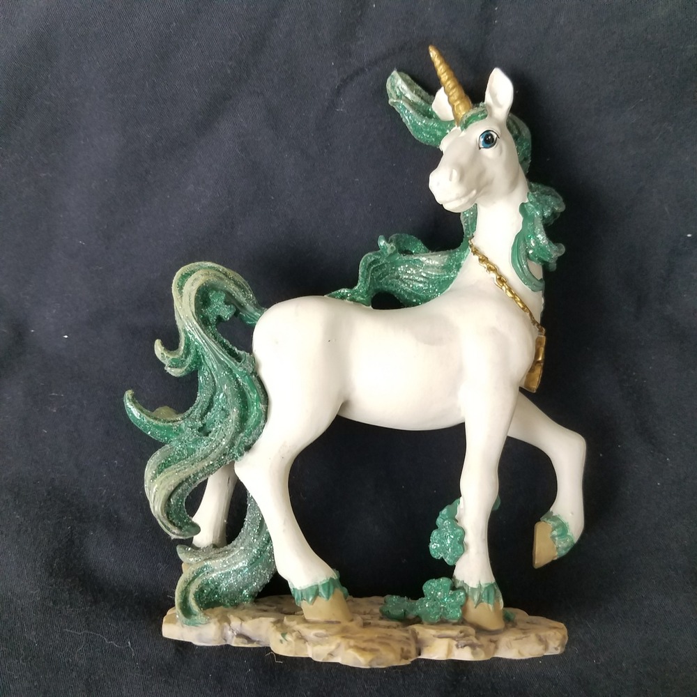 Vintage Unicorn 1980s Emerald Isle Series watch over you, Hamilton‎